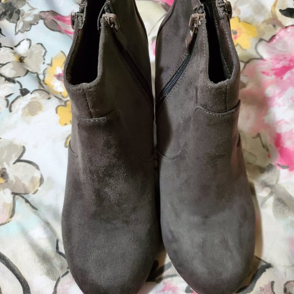 Wedge Ankle Booties - Picture 9 of 9